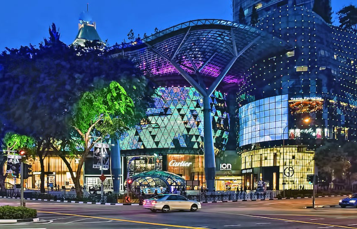 Onchard - El centro comercial más moderno de Singapur