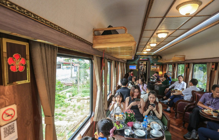 El tren Hoa Phuong Do