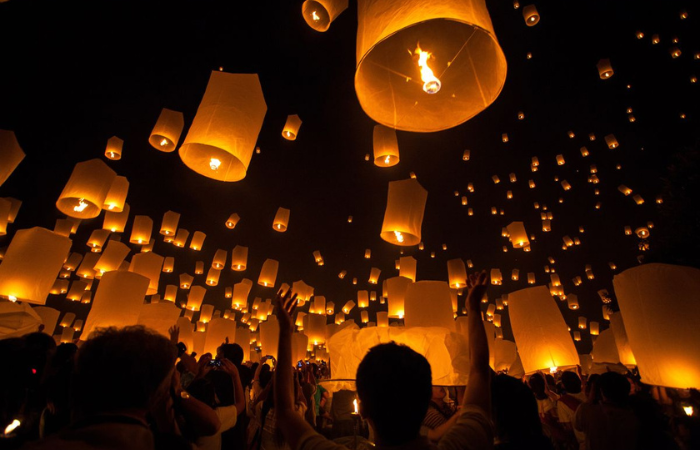 luna de miel con el festival Yi Peng en Tailandia