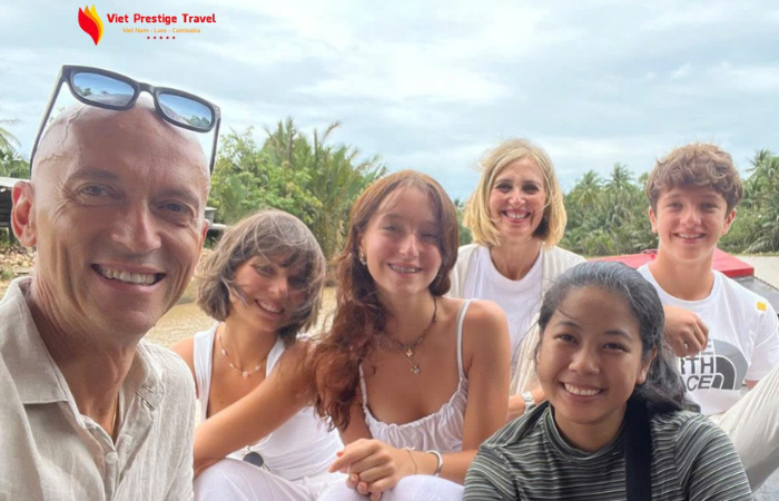 visitas guiadas con guias túiticos turismo sudeste asiatico viet prestige travel