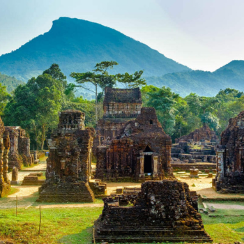 Excursión al Santuario My Son