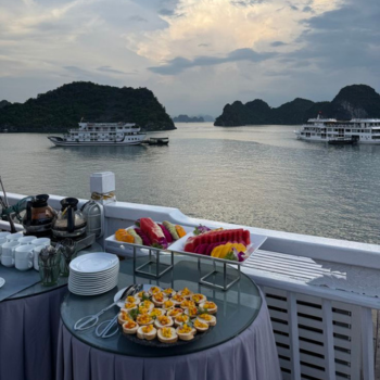 Bahía de Halong – Navegación y actividades